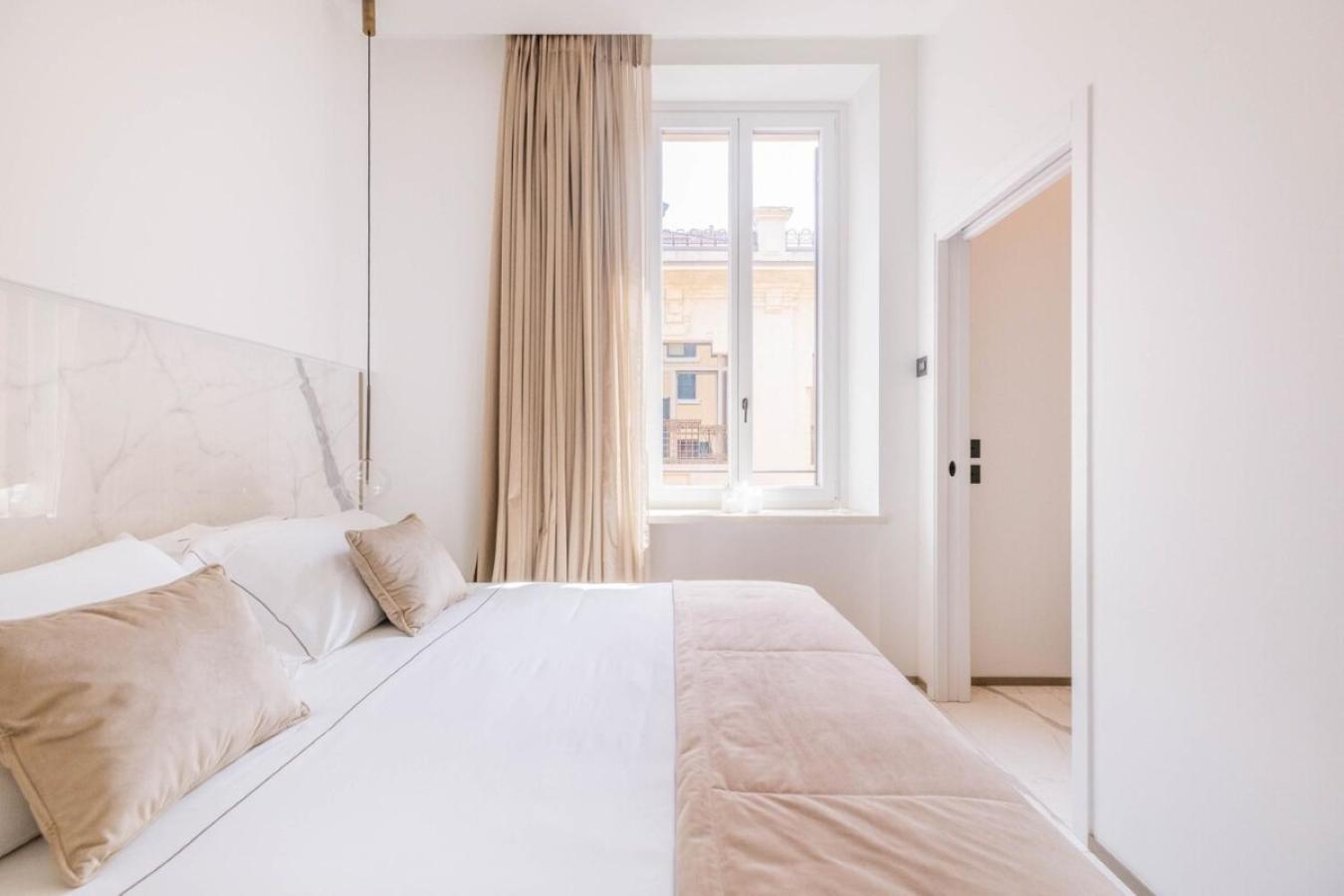 Manin Grand House Apartment เวโรนา ภายนอก รูปภาพ
