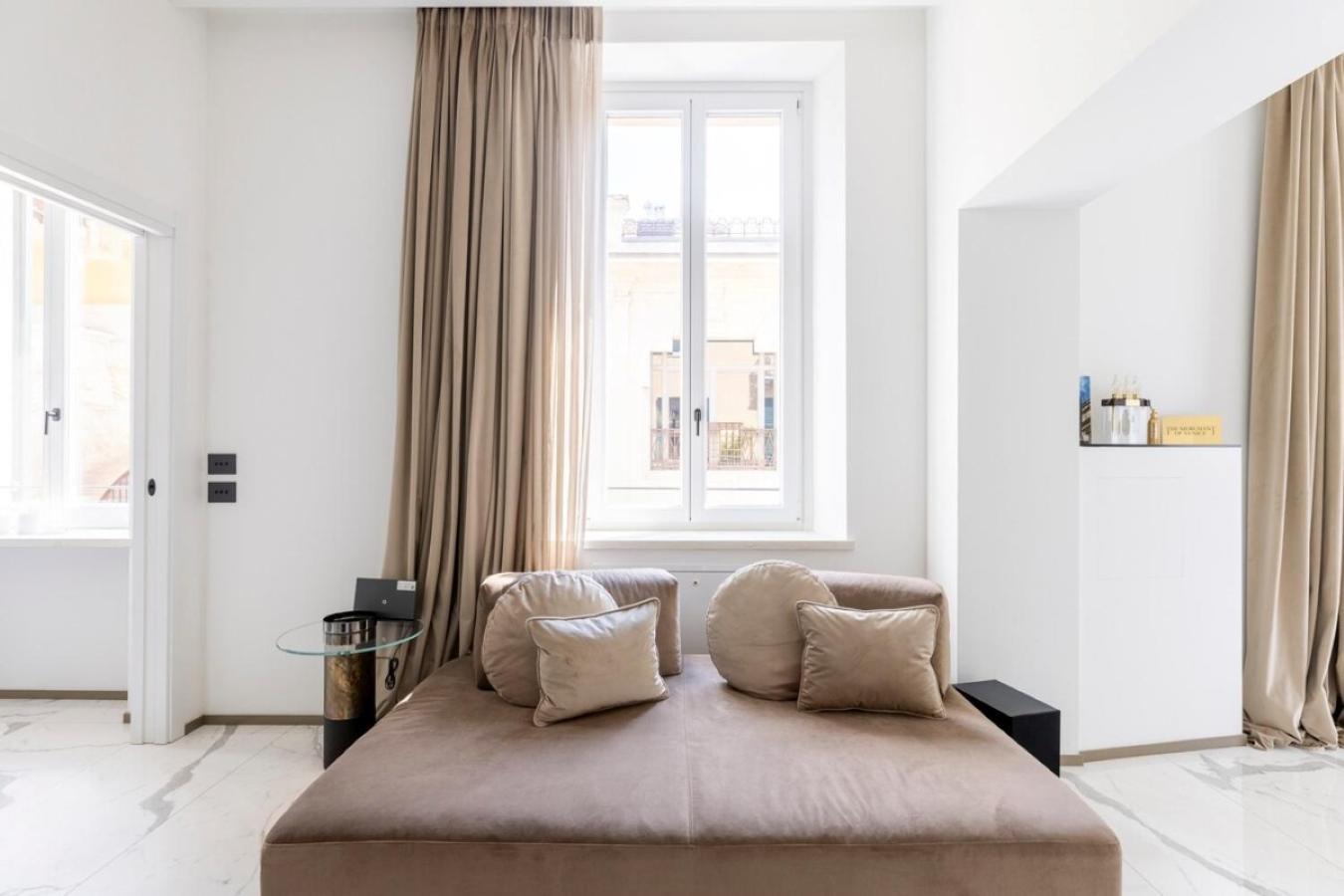 Manin Grand House Apartment เวโรนา ภายนอก รูปภาพ